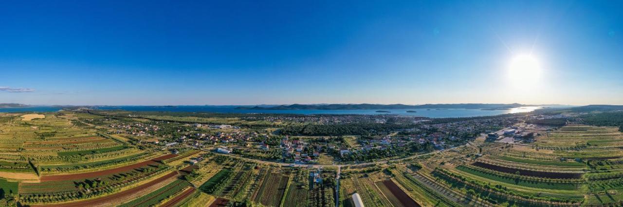Villa Mobile House F&L Biograd Na Moru Exterior foto