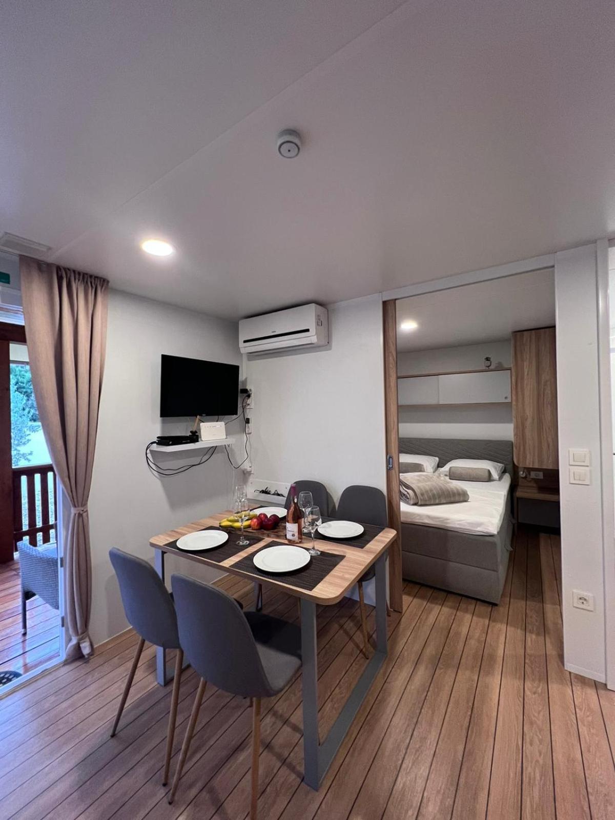 Villa Mobile House F&L Biograd Na Moru Exterior foto