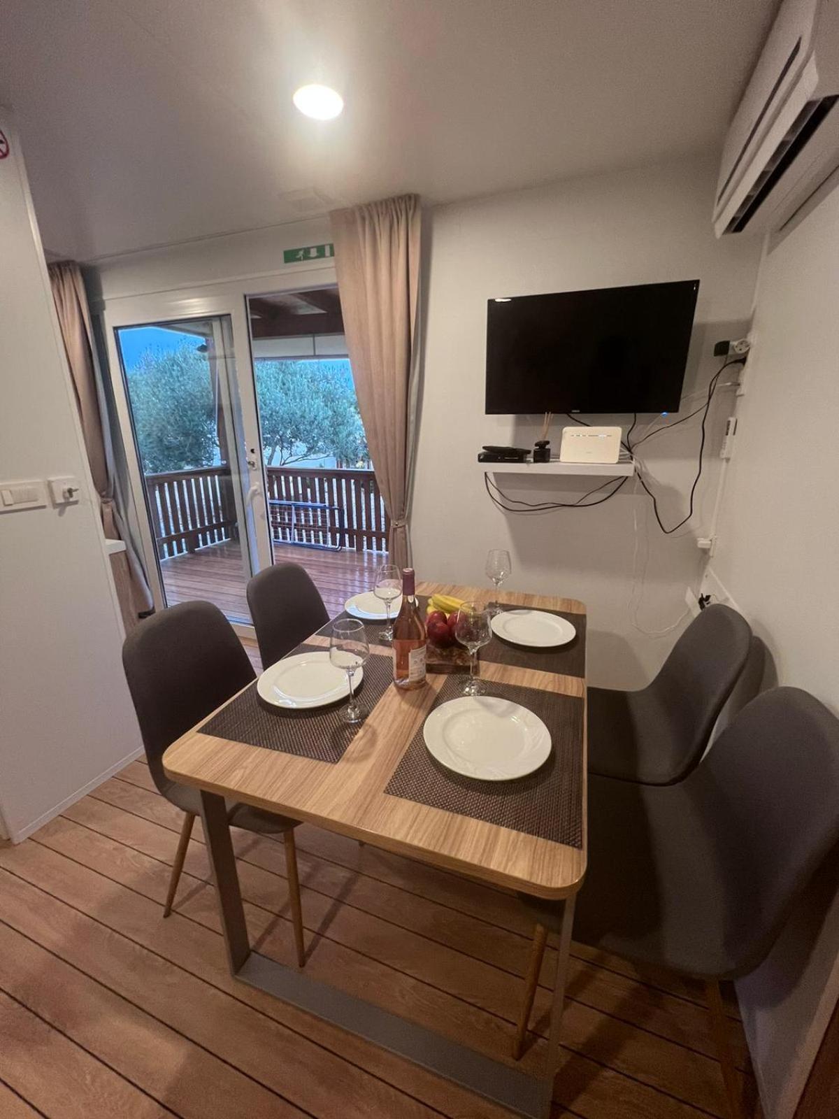 Villa Mobile House F&L Biograd Na Moru Exterior foto